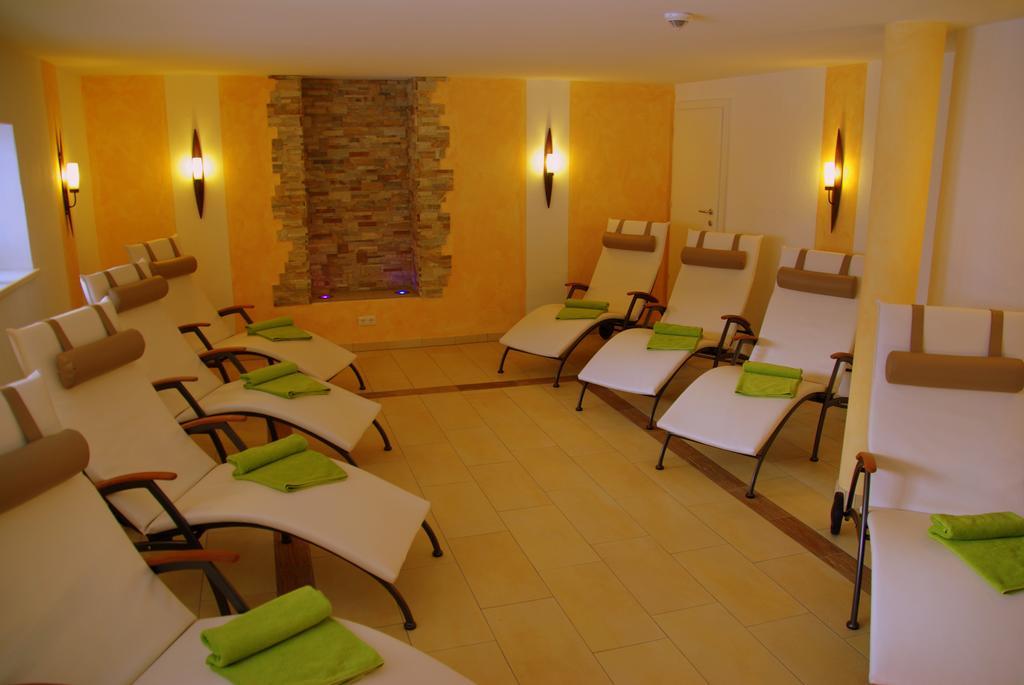 Alpenhof Pension-garni